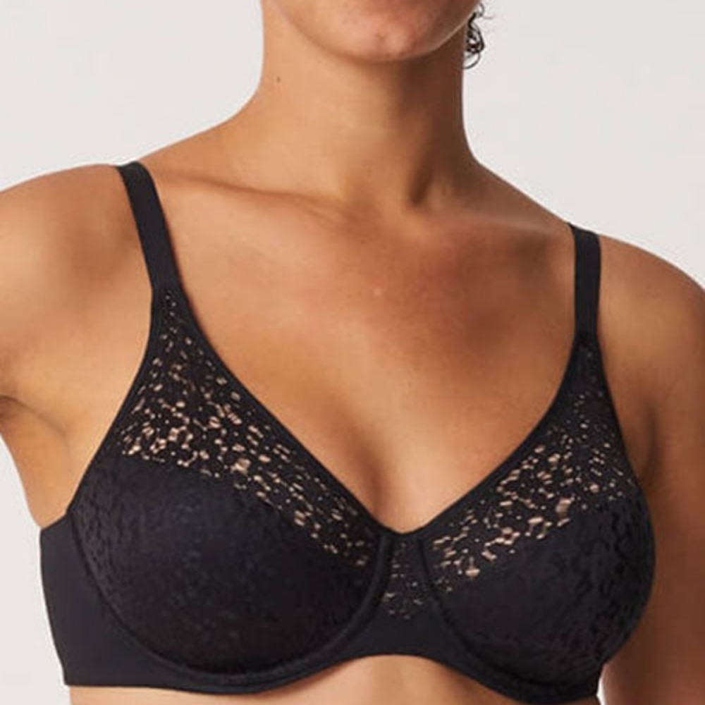 32F chantelle Norah Molded Bra NWT  black